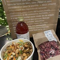 Jack bowl, granola, and kombucha . #Veganuary at Wild & The Moon - Demours in Paris