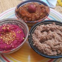 Beetroot humous, lentil paté, eggplant zaalouk : awesome at La Triskalla in Essaouira