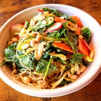 Kelp Noodle Pad Thai (raw!) at Roasted and Raw in Oakland