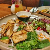 🌱 BUN DAU  💭 I seem to have discovered my love for Vietnamese food as this is one of my most favourite dishes at Mai Garden. Very filling too.  🌱 VEGAN: YES 🌾 GLUTEN: N at Mai Garden in Offenburg