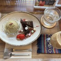 Brownie, soy milk gelato and cafe au lait with soy    at Magokoro - Hemp Heart in Kotohira
