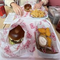 truffle beef burger, chicken sriracha mayo + fries and nuggets   at Dirty V - Bergen in Bergen