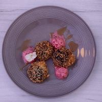 Galletas Tempura Vegan con helado vegan🌱 at Pura Vida in Bogota