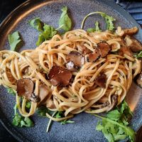 Vegan parmesan truffle pasta at Bono & Vers in Leiden