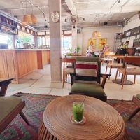 Green juice & regge tunes at Good Mantra in Canggu