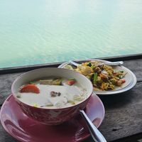 Tom Kha und fried noodles at Tamachat Vegan Food - ธรรมชาติ in Koh Samui