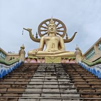 Buddha next to the restaurant at Tamachat Vegan Food - ธรรมชาติ in Koh Samui