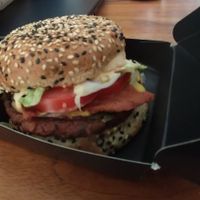 King’s Churger at Beesechurgers in The Hague