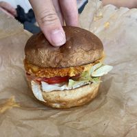 The crunchy king at Beesechurgers in The Hague