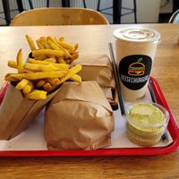  at Beesechurgers in The Hague