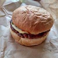 Q.P. at Beesechurgers in The Hague