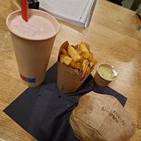 Full menu at Beesechurgers in The Hague