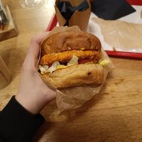 Royal chicken at Beesechurgers in The Hague