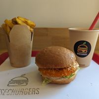Pommes Frites, Crispy King’s Churger, and vanilla milkshake at Beesechurgers in The Hague
