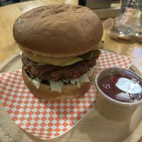 BBQ Churger 13€, Ketchup 1,50€  at Beesechurgers in The Hague