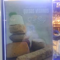 They cooperate with a local vegan cheese guy 🙌 at Chris Kitchen in Fuerteventura