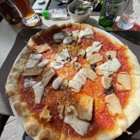 4 cheeses vegan pizza  at Chris Kitchen in Fuerteventura