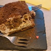 Vegan, glutenfree tiramisu at Vegamore in Milan