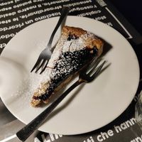 Crostata integrale ai lamponi e sambuco at Osteria Casa Pepe in Trieste