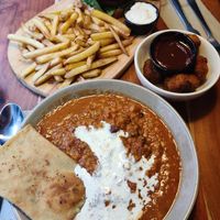 Lentil Dal, Bean Burger and Tofu Nuggets at E.P's Takeaway in Copenhagen