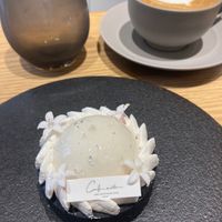 Black and white cake  at VeganCafe Sister in Osaka