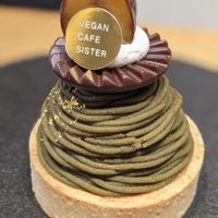 🍮 Matcha Cake  (720¥) at VeganCafe Sister in Osaka
