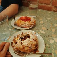 Drożdżówki at Baja Wegańska Cukiernia in Warsaw