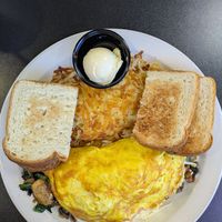 Vegan steak omelette with hashbrowns at Black & Blue Diner in Las Vegas