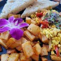 Crispy potatoes and tofu scramble at Café 413 in Rincon