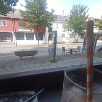 Outside view and possibilitie to sit outside at Maloca Coffee & Food in Bodo