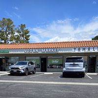 Exterior at Urthly Vegan Market in Garden Grove