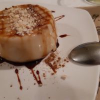 Menu of the day / weekends / dinner / dessert / crême caramel at Loving Hut in Madrid