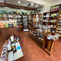 Essential oil‘s & the very small bulk foods area.  at Ángel Azul Mercado Natural in La Fortuna