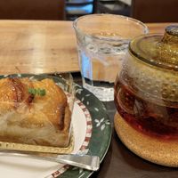 アップルパイがとても美味しいです at Marbre Vegan in Tokyo