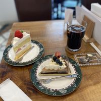 Strawberry shortcake and blueberry tart with a vegan soy latte  at Marbre Vegan in Tokyo
