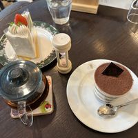 Shortcake, tea, and Tiramisu. A perfect late afternoon dessert. #Veganuary at Marbre Vegan in Tokyo