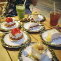 girl dinner at Marbre Vegan in Tokyo