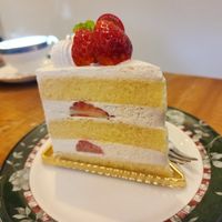 Marbre cake at Marbre Vegan in Tokyo