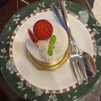 Strawberry cake  at Marbre Vegan in Tokyo