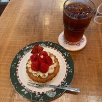 strawberry tart and earl grey tea  at Marbre Vegan in Tokyo
