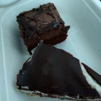 Donauwelle und Schokokuchen at Charlie Streetfood Events in Weil Am Rhein