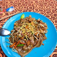 Pad see aw at Vegan Society in Chiang Mai