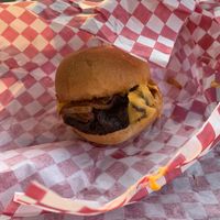 Small burgers with great taste and caramelized onions.  at Fritz - Maybe closed in Mexico City
