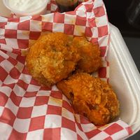 Cauliflower wings at Fritz - Maybe closed in Mexico City