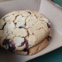 Vegan cookies at The Purr in Dublin