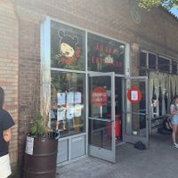 Front of the shop at Mama Dut in Portland