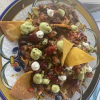 Nachos veganos BUENÍSIMOS   at Zelaik Gastrobar in Pamplona