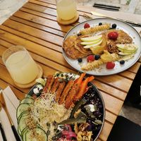 Protein Bowl and Pancakes at Breens Deli in Mallorca