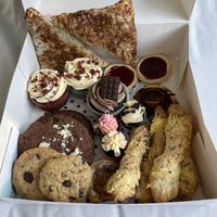 Vegan sweets😍 (it’s so delicious!!)  at Vegan Funtastic in Julianadorp