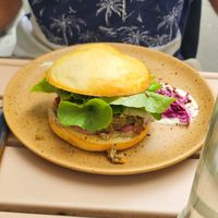 Burger du moment at GardnLab in Lyon